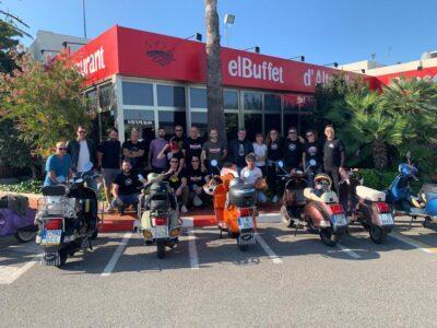 Una seixantena de persones participen en el 1r Vespa’n’soul del Vespa Club Baix Gaià