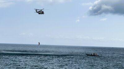 Simulacre de rescat enfront la platja de la Paella de Torredembarra