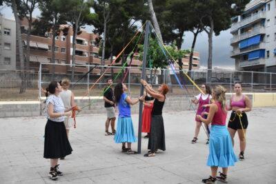 La sàtira d’un poble: quatre balls parlats amb versots en menys de 18.000 habitants