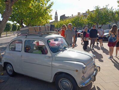 Els amants dels vehicles clàssics s’apleguen a la 8a Trobada de vehicles clàssics de Creixell